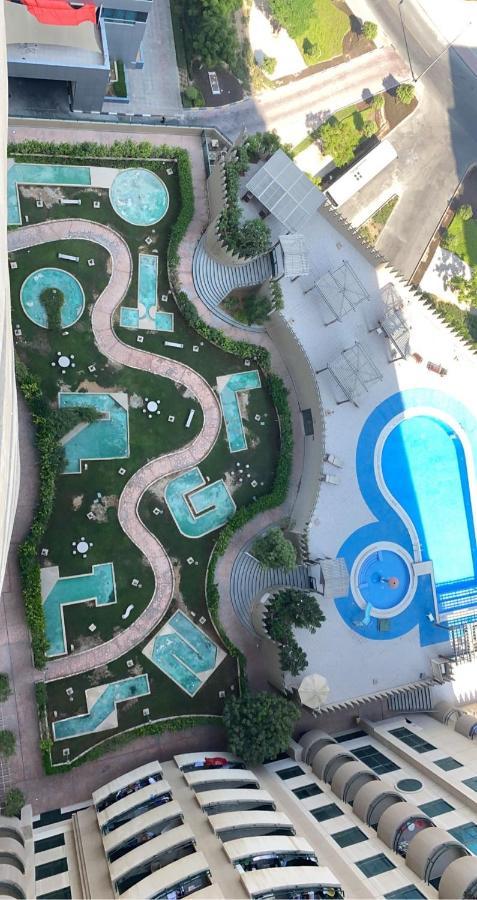Nash Guest House Females Only Dubai Luaran gambar